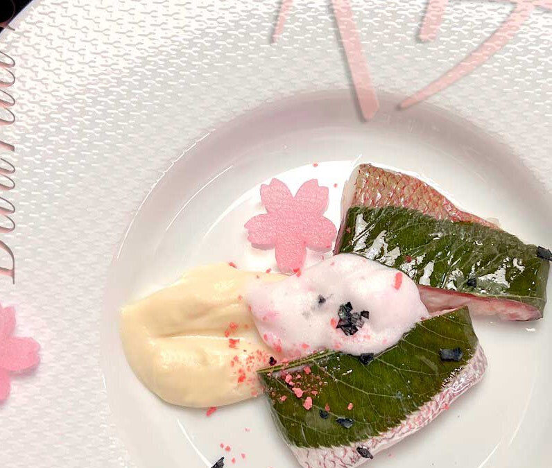 暖かくなってきましたね♪ 桜はまだですが、桜を盛り込んだコー